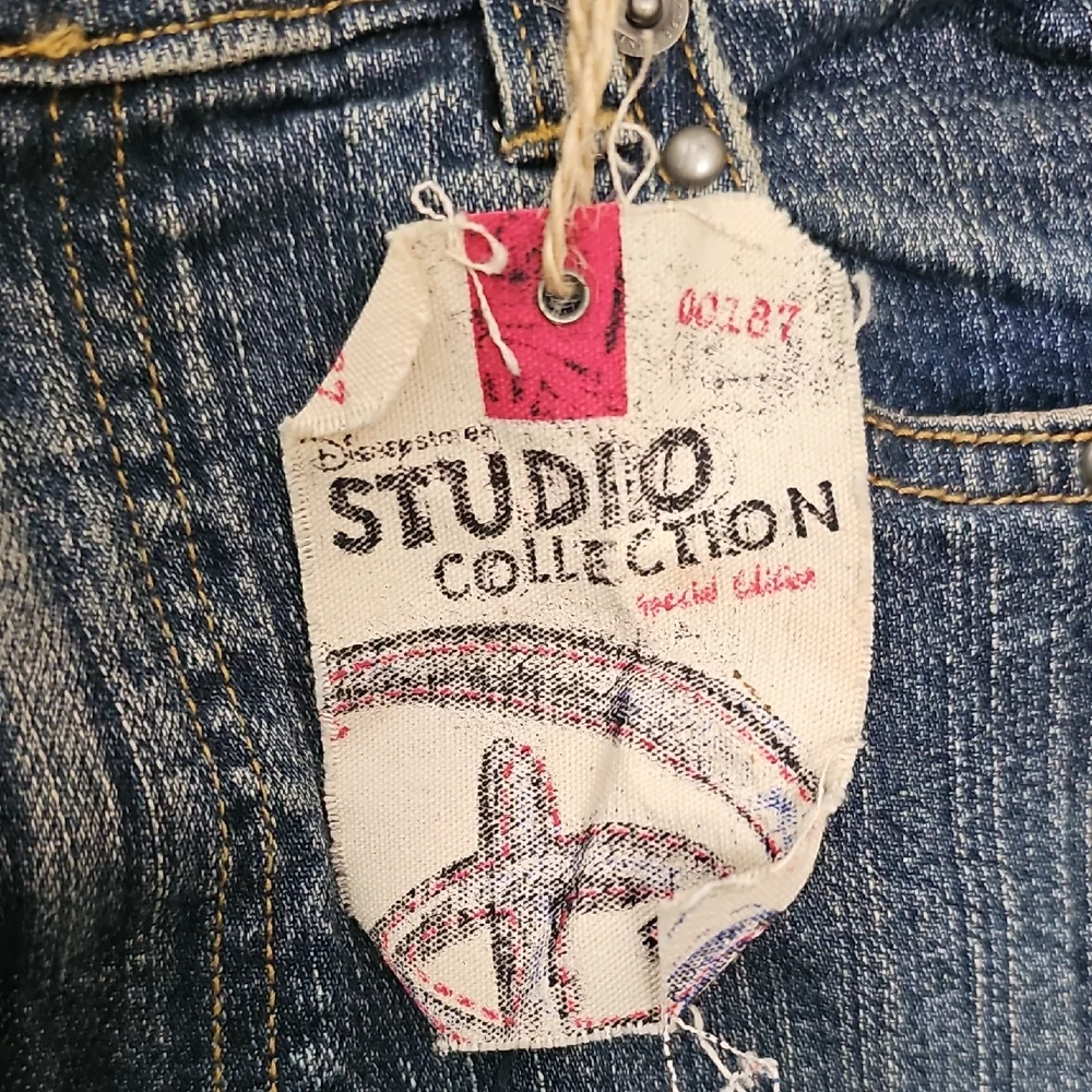 Vintage Disney Pirates Of The Carribean Blue Jeans - Picture 6 of 16